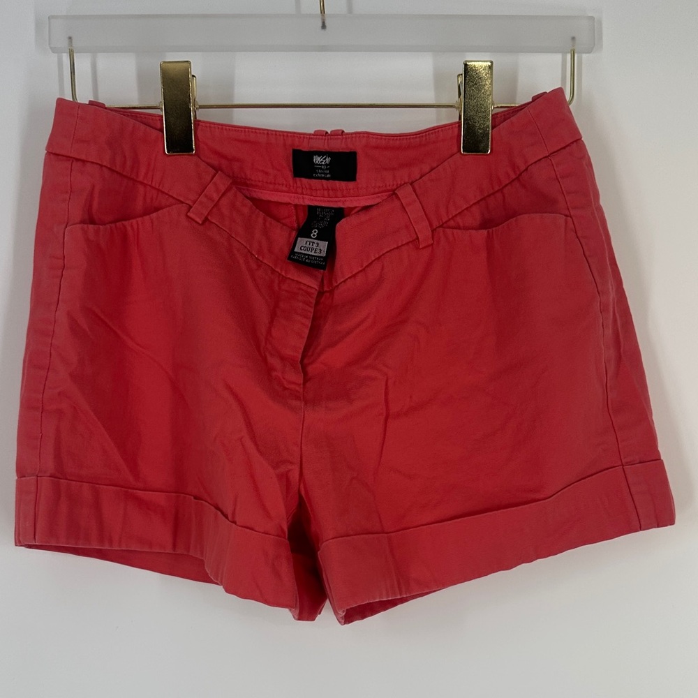 Coral Cuffed Women’s Shorts